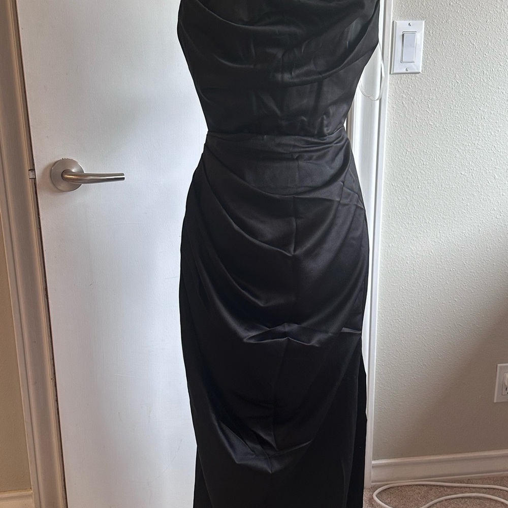 House of CB - BLACK SATIN STRAPLESS CORSET MAXI - Picture 11 of 12